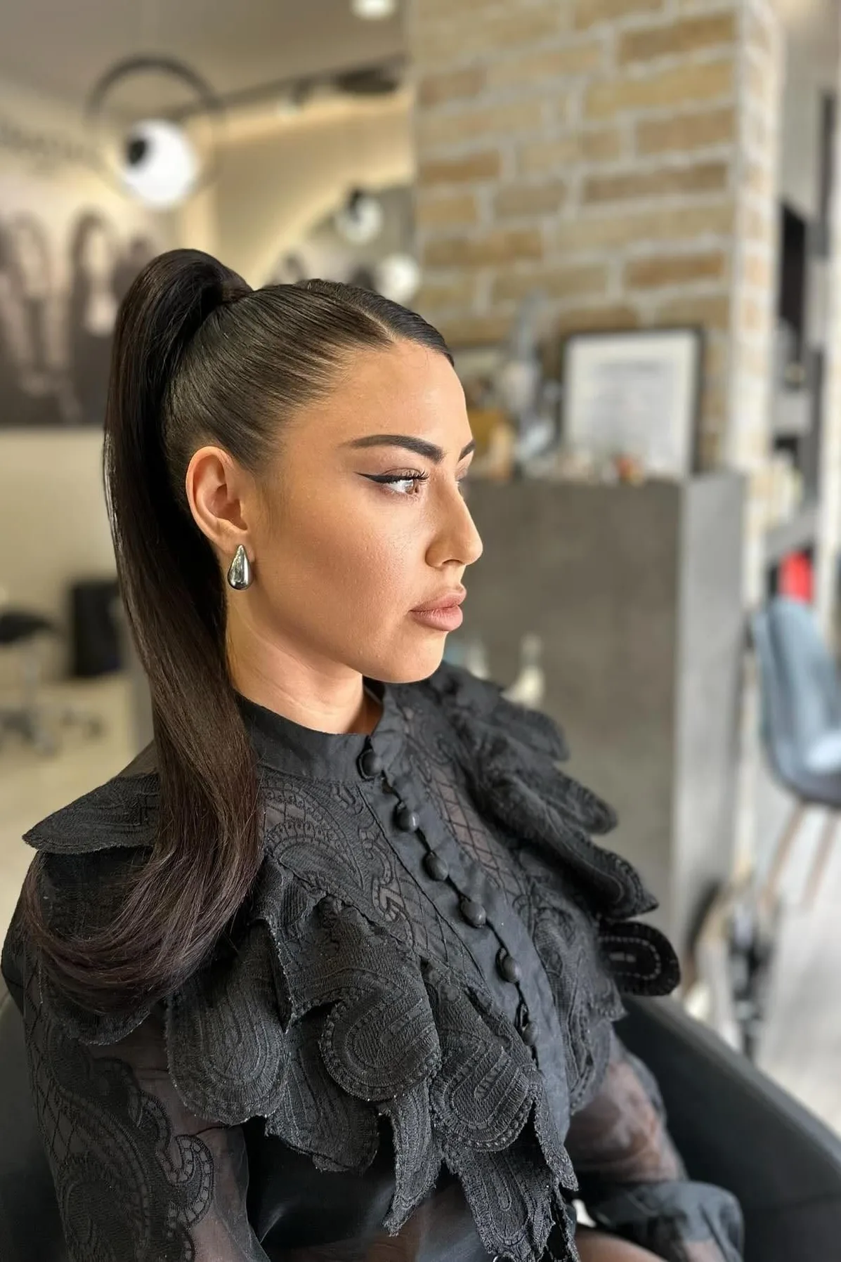 Ashley Hairstyle — работа по стайлинг на коса