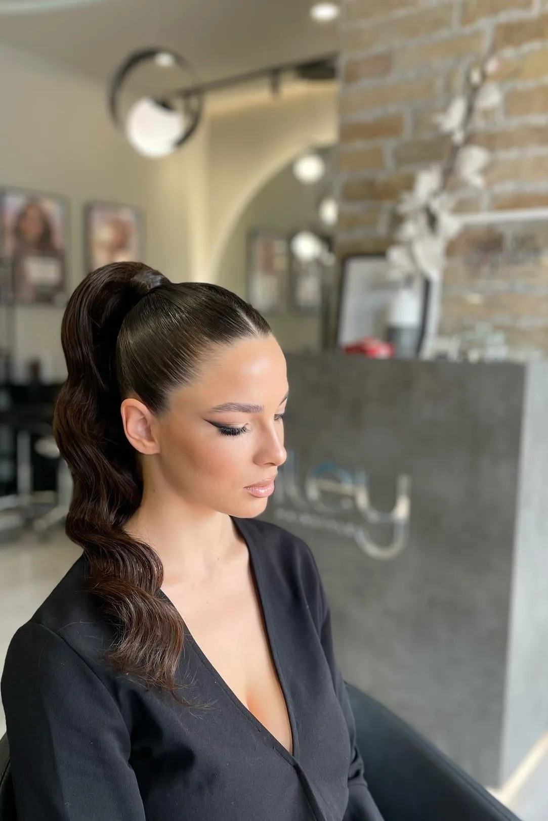 Ashley Hairstyle — работа по стайлинг на коса